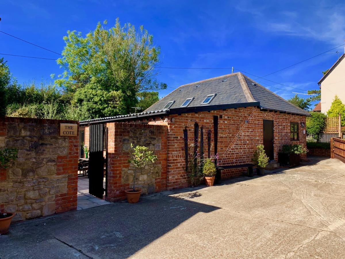 Little Upton Farm Cottages Ryde  Bagian luar foto