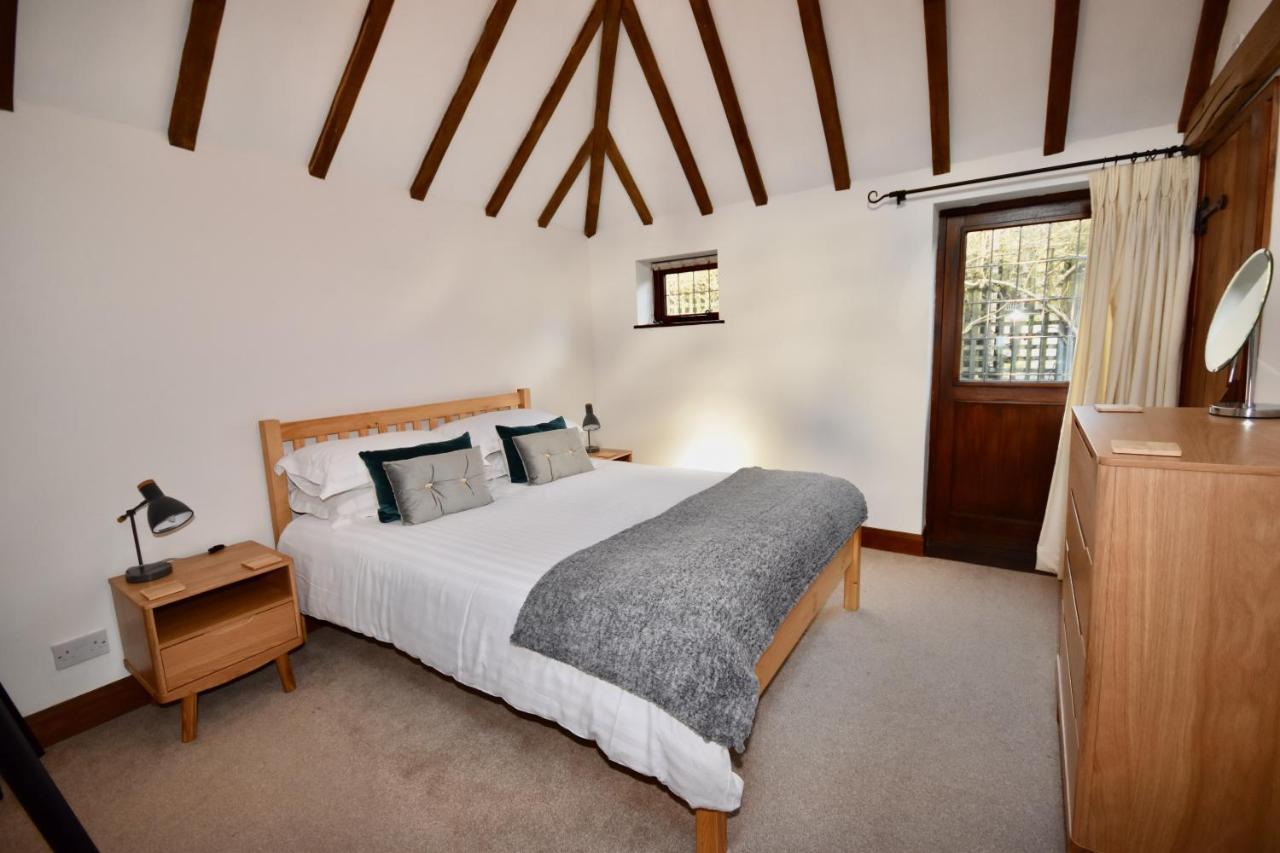 Little Upton Farm Cottages Ryde  Bagian luar foto