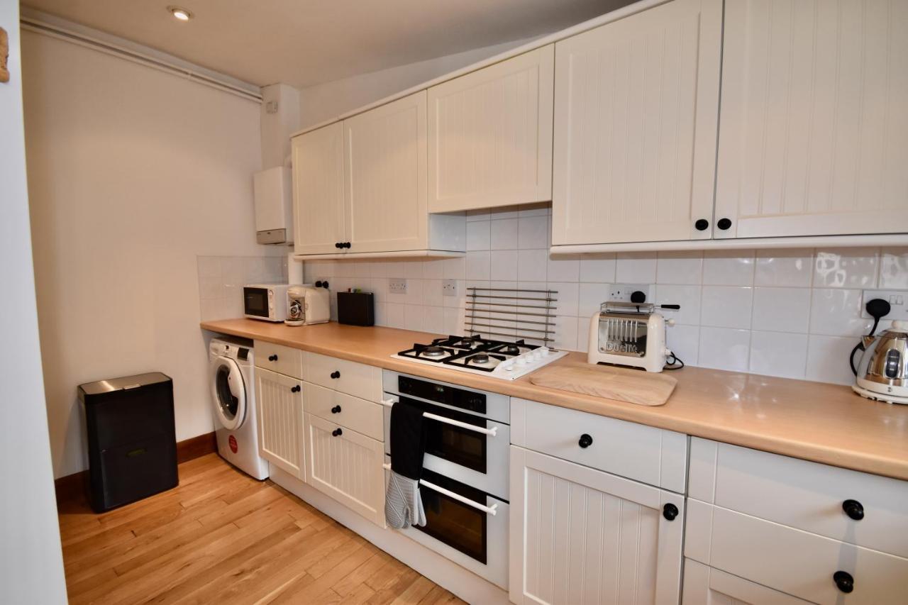 Little Upton Farm Cottages Ryde  Bagian luar foto