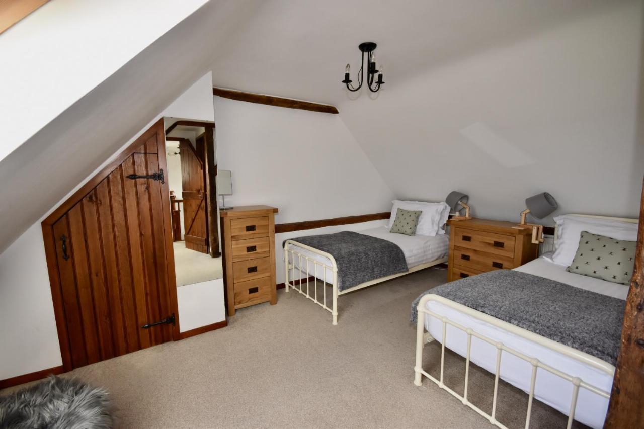 Little Upton Farm Cottages Ryde  Bagian luar foto