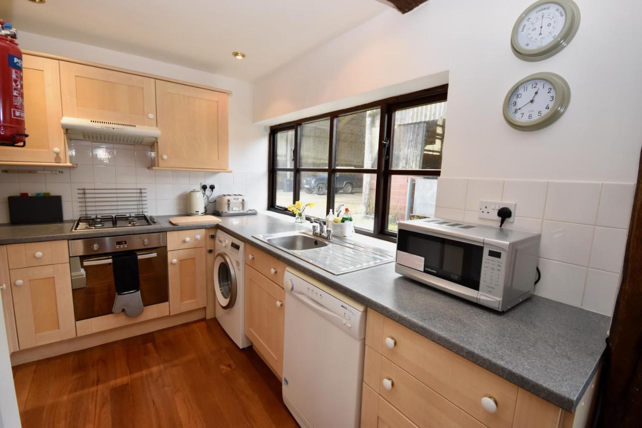 Little Upton Farm Cottages Ryde  Bagian luar foto