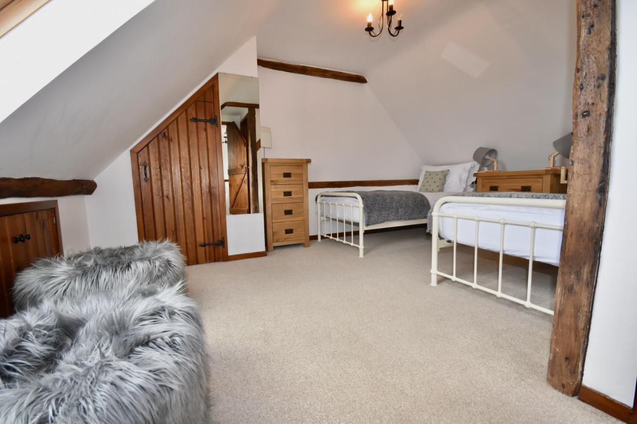Little Upton Farm Cottages Ryde  Bagian luar foto